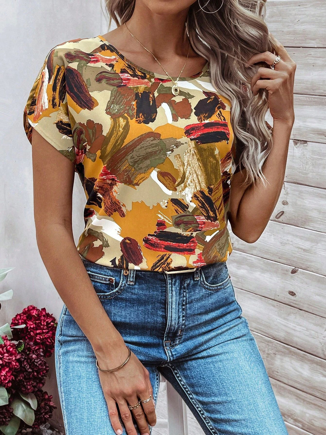 Damer løst T-shirt med kreativt farverigt penselstrøgsdesign Stilla