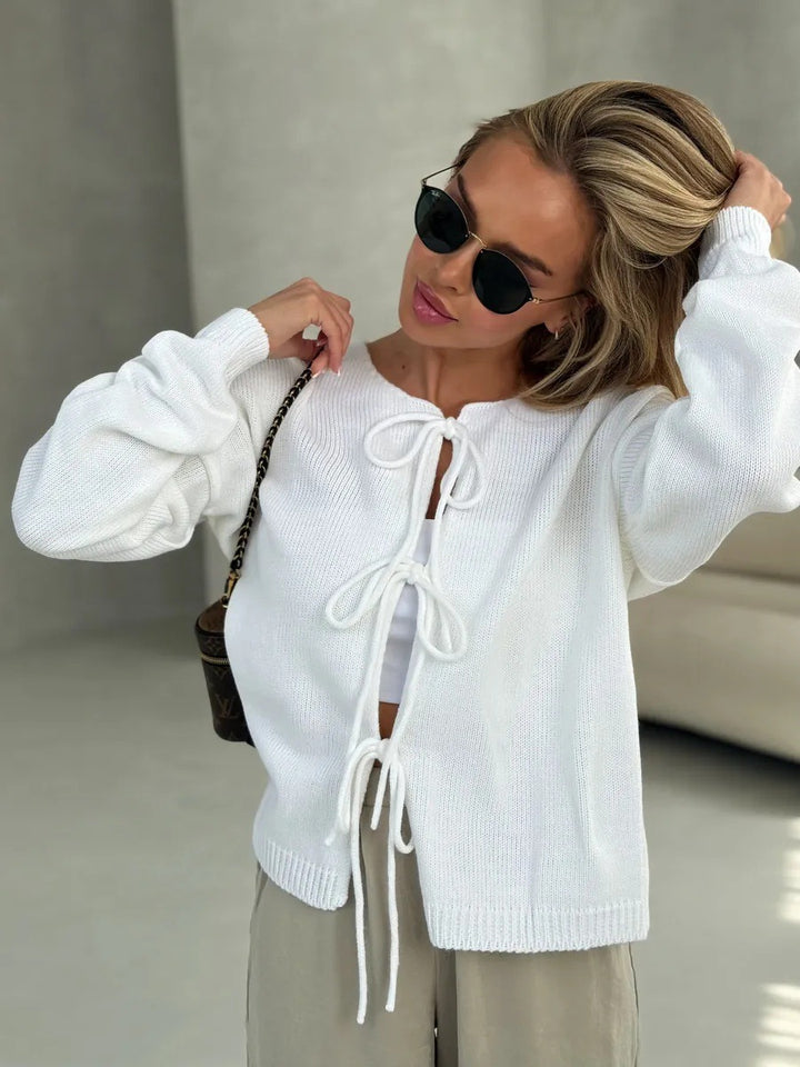 Kvinder casual strikket sweater med dekorativ snøring og bred snit Stilla