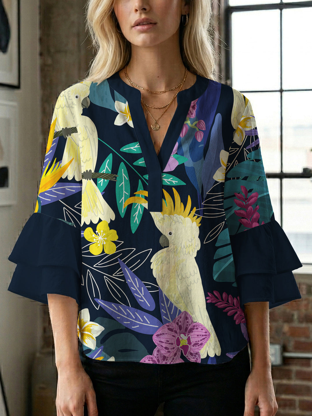 Damebluse med voluminøse rynkede ærmer og blomstertryk Skovae