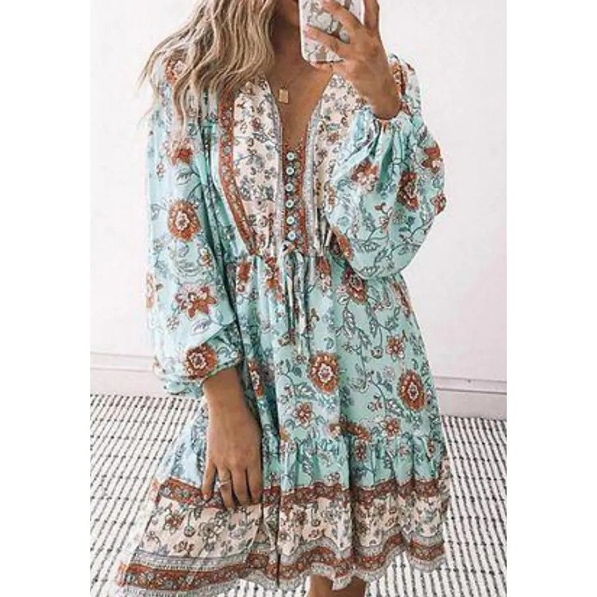 Dame Boho-inspireret fritidskjole med ballonærmer og knapdetalje Stilla