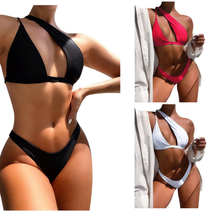 Dame Cut-Out Bikini med asymmetrisk top og justerbare stropper Skovae