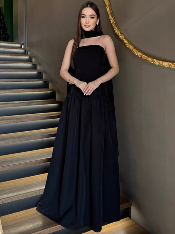 Dame Elegant Maxikjole med festlig Capedesign og fine Rüschendetails Stilla