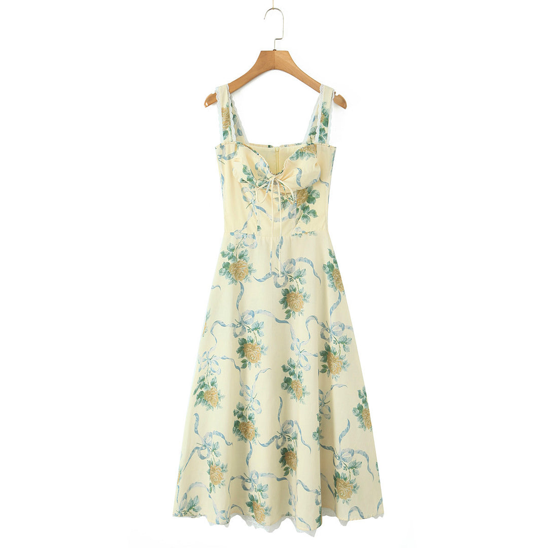 Dame Elegant Maxikjole med blomstret design og raffinerede flæsedetaljer Stilla