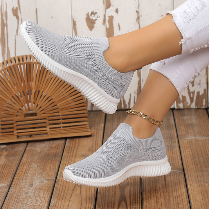 Dame Åndbare Slip-On Sneakers med elastisk Mesh-Overdel og innovativ Dæmpning Stilla