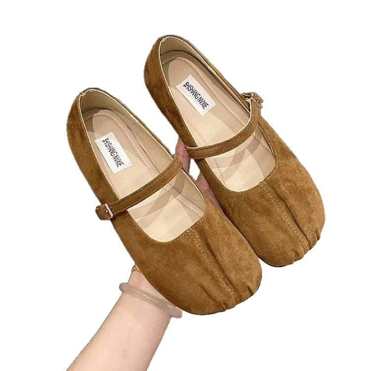 Dame ballerinas med komfortabel rem og elegant design Stilla