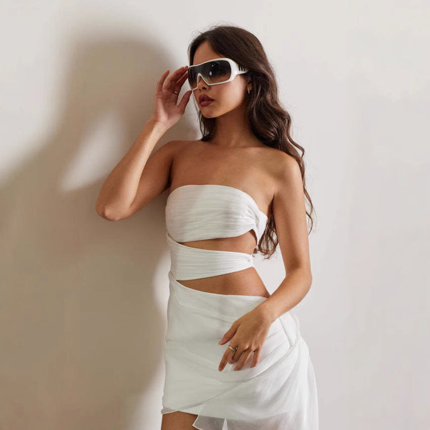 Dame strapless omslagkjole med snitdetaljer Skovae