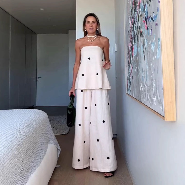 Dame bred to-delt outfit med elegant top Stilla