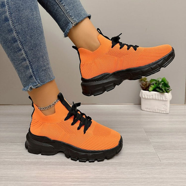 Damer Sporty Sneakers med åndbart strikket overdel og dæmpende såleprofil Stilla