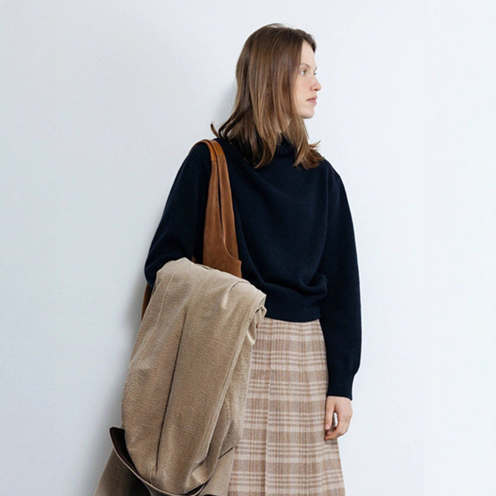 Kvinders hyggelige turtleneck sweater lavet af højkvalitets strikStilla