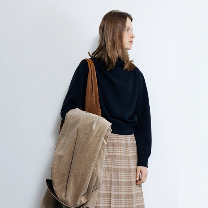 Kvinders hyggelige turtleneck sweater lavet af højkvalitets strikStilla