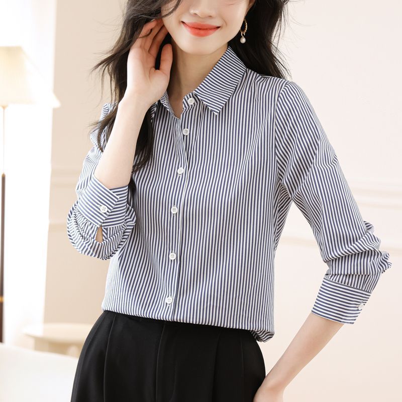 Kvinder stribet bluse med elegant krave Stilla