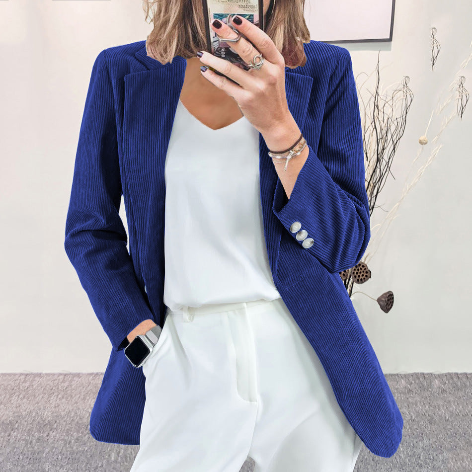 Dame Elegant Cordblazer med klassisk revers og modige knapdetaljer Stilla