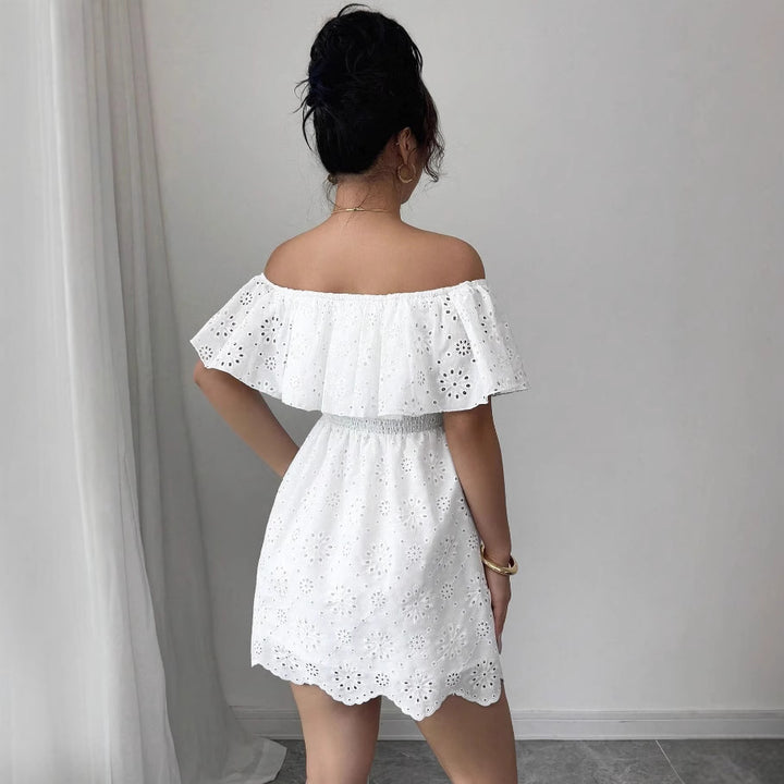 Dame Off-Shoulder Floral Broderet Mini-Kjole Stilla