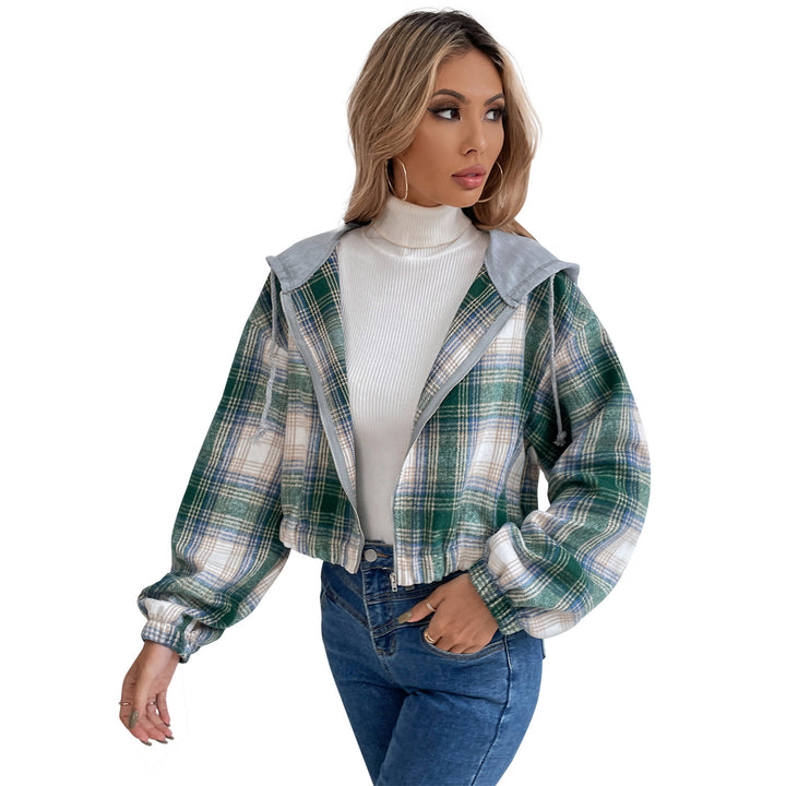 Kvinders cropped flannel jakke med hætte og moderne ternet mønster Stilla