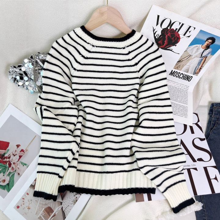 Kvinder stribet V-hals sweater i afslappet stil Stilla