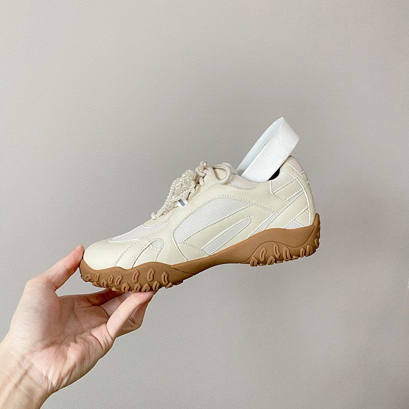 Dame mode sporty sneakers med perleaccent Stilla