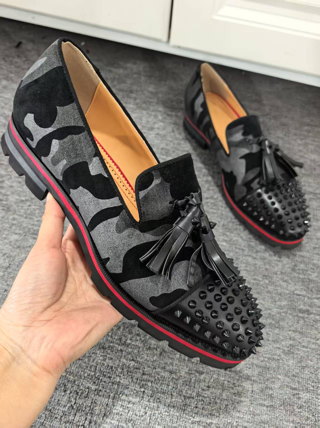 Mandemode med nitter-loafers Stilla