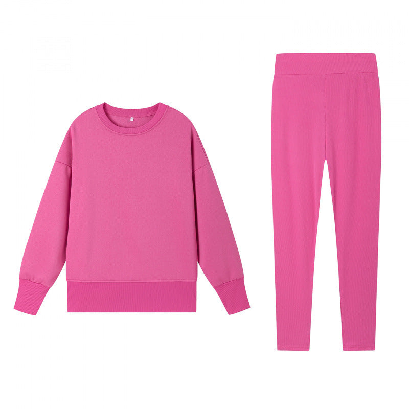 Damer hyggeligt sports sæt med løstsiddende sweatshirt og tætsiddende leggings Stilla