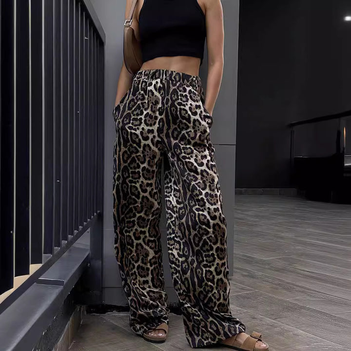 Dame afslappet Palazzo-bukser med moderigtigt leopardmønster og elastisk talje Stiila