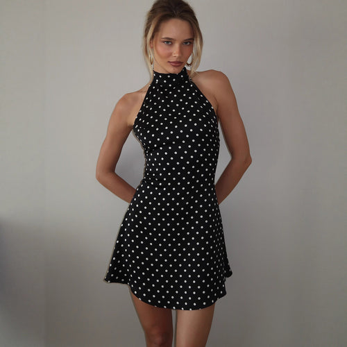 Dame sommerligt halterneckkjole med legende polka-dot mønster Skovae