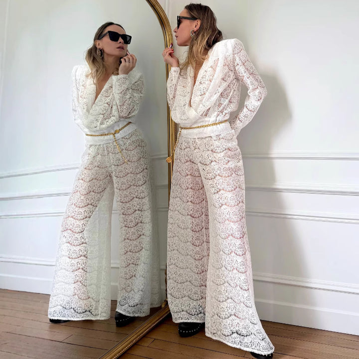 Dame jumpsuit af elegantspitze med flydende snit og bredt ben Stilla