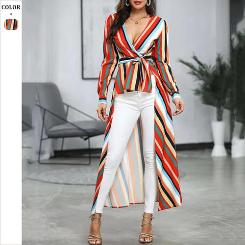 Dame langærmet bluse med extravagante striber og elegant indpakningsdesign Stilla