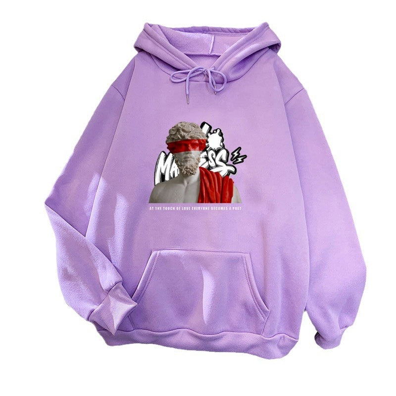 Kvinders hoodie med moderne grafisk print og inspirerende tekst Skovae