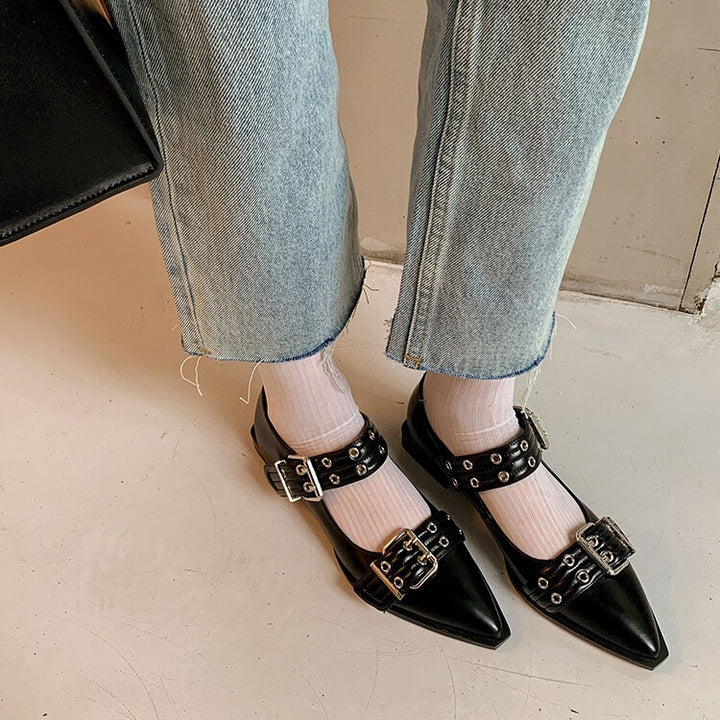 Dame Mode Slippers med elegante spænder og spids design Stilla