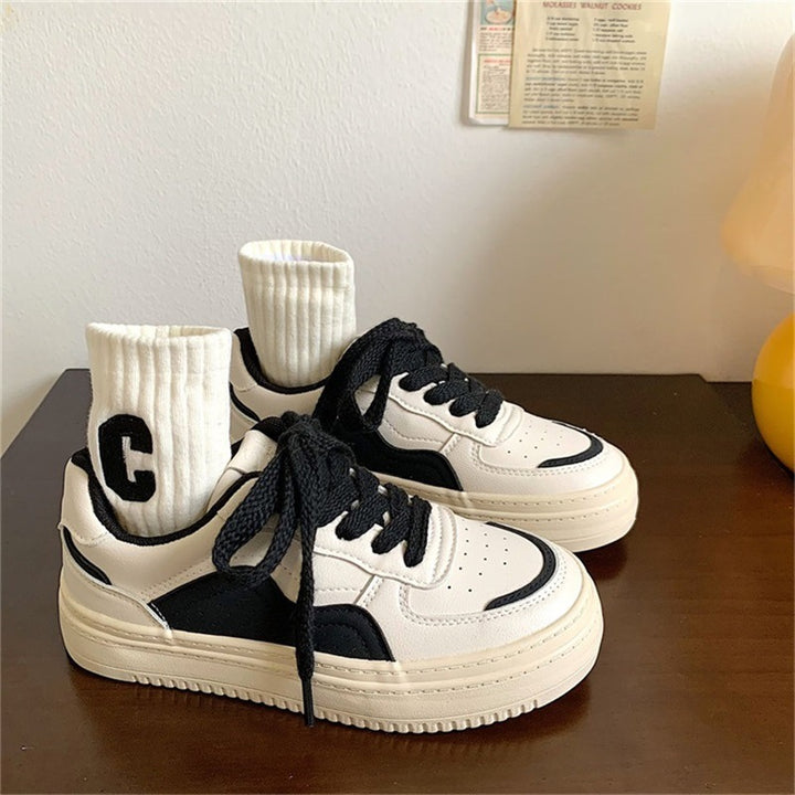 Dame sneakers med høj komfort og åndbar overmaterialekombination Stilla