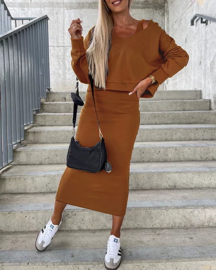 Dame afslappet sæt lavet af let bomuldsstof med oversized sweatshirt og figurskabende nederdel Stilla