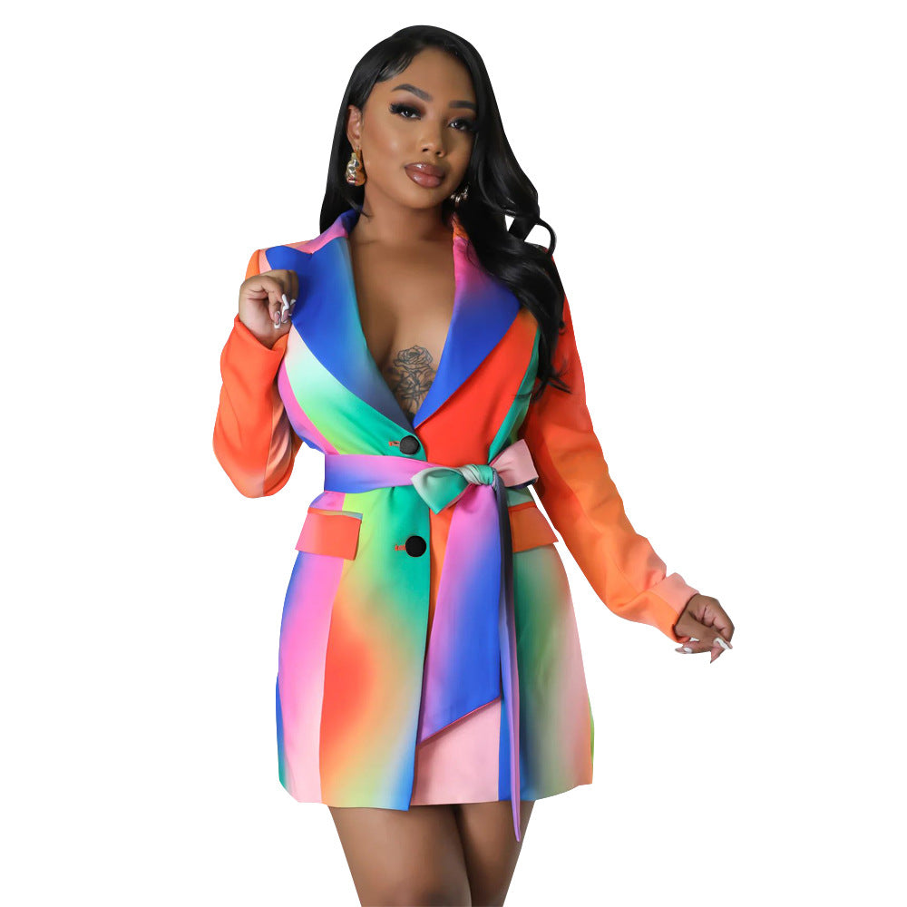 Dame Designer Blazer med farverig gradient og figursyet snit Stilla