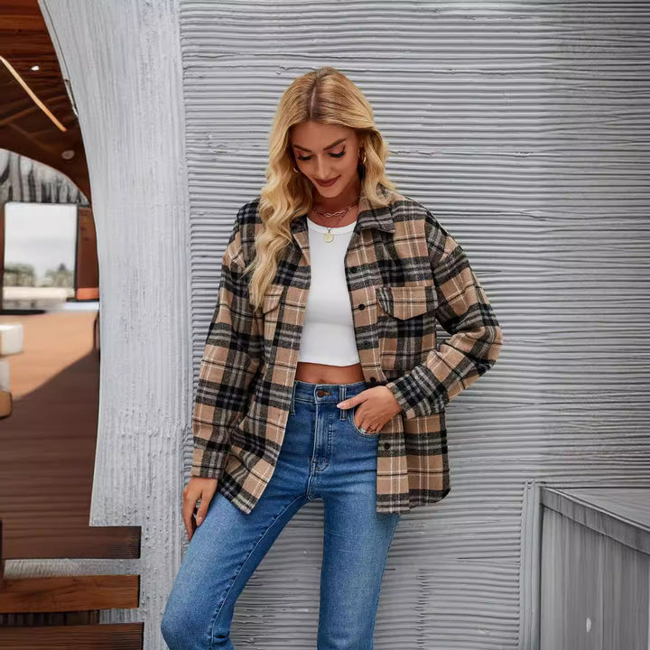Dame flannel skjortejakke i afslappet ternet design med brystlommer Stilla