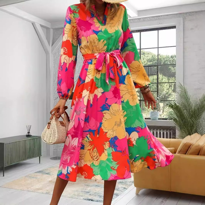 Dame Midi-kjole med voluminøse ærmer og trendy blomsterprint Stilla