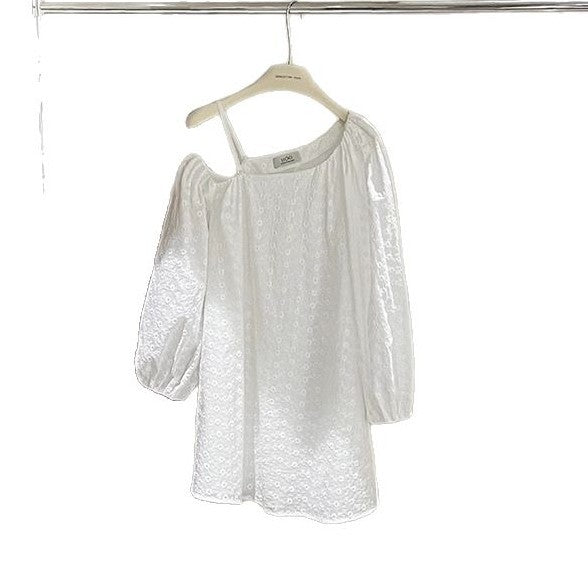Dame bluse top med elegant ruffles detaljer og åndbart tekstur Stilla