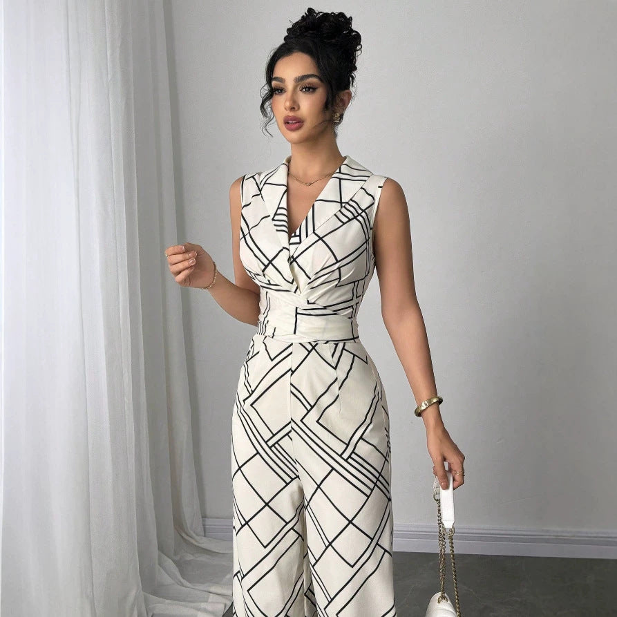 Damer Elegant jumpsuit med geometrisk mønster og figursyet pasform Skovae