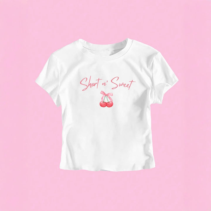 Dame T-shirt med kunstnerisk statement-tryk og tætsiddende snit Skovae