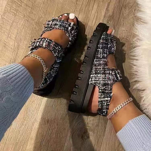 Dame Sportsandaler med robust profil og justerbare stropper Stilla