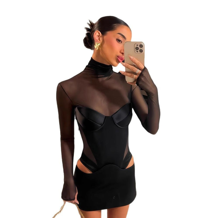 Dame Cut-Out Minikjole med transparente ærmer og tætsiddende pasform Stilla
