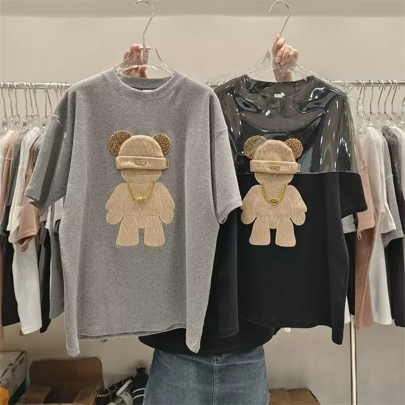 Dame T-shirt med kreativ bjørnemotiv og luksuriøse detaljer Stilla