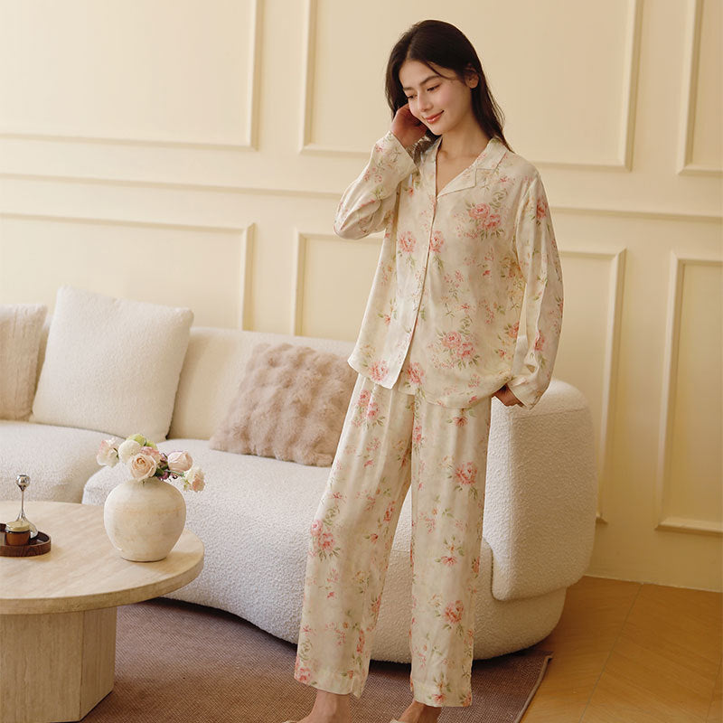 Dame Satin Pyjamas-Sæt med frisk blomsterdesign og elegant snit Stilla