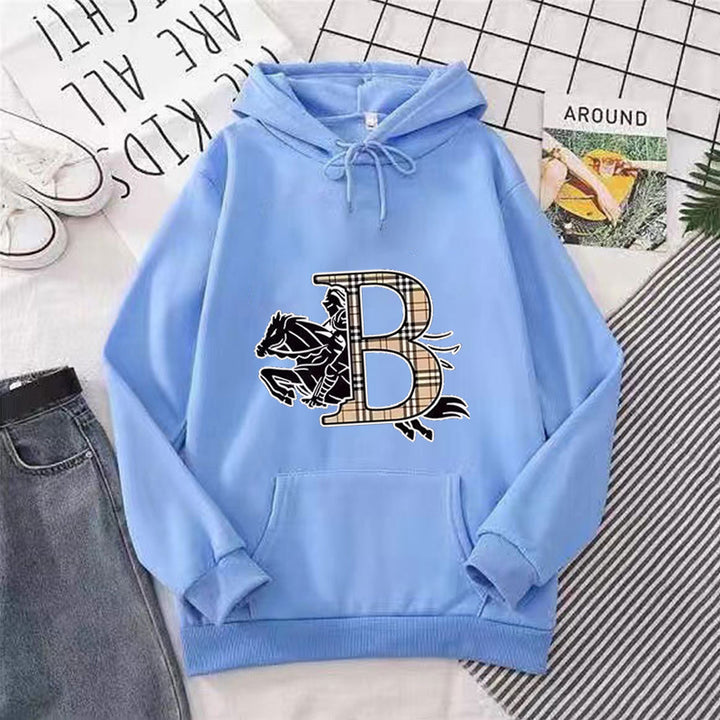 Dame hoodie med et stilfuldt hestemotiv og luksuriøs skrifttype Skovae