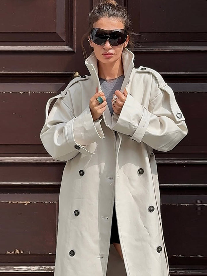 Dame Oversized Trenchcoat med lommer og stilfulde knapdetaljer Stilla