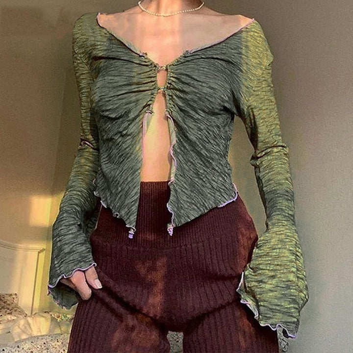 Dame Langærmet skjorte med asymmetrisk udskæring og detaljeelskende cut-out Skovae