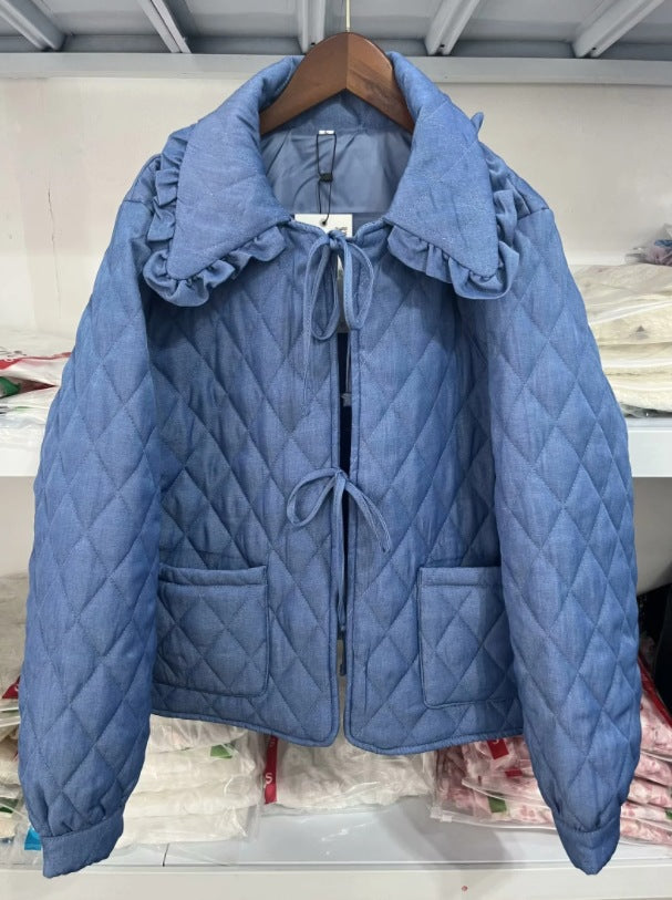 Femme quilted oversized jakke med ruffle krave Stilla