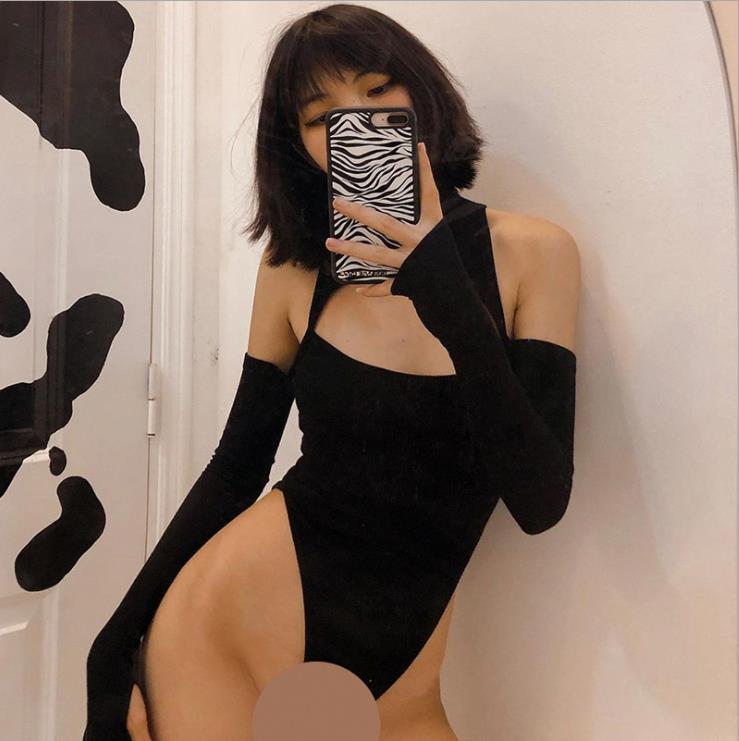 Dame Body med innovativt cut-out-design og lange ærmer Stilla