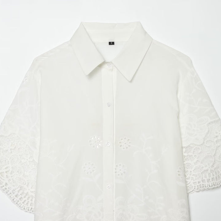 Dame kortærmet bluse med filigran spidsen detalje Skovae