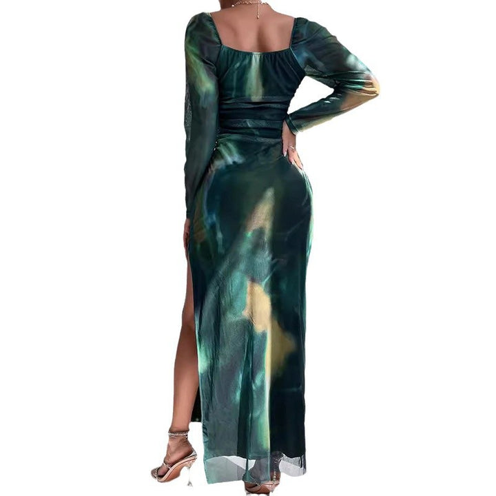 Dame Off-Shoulder Maxikjole med elegant slids og glitrende materiale Stilla