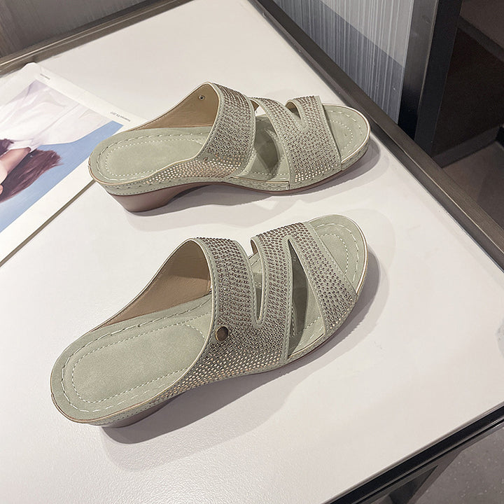 Dame Strass-sandaler med moderne krydsbånd-design og komfortabel indersål Stilla