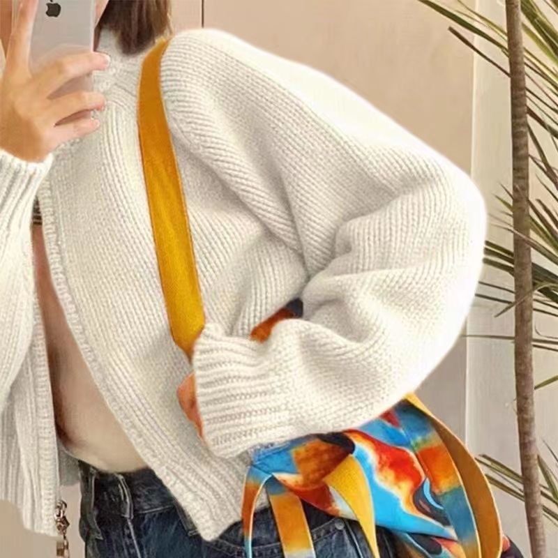 Dame Cozy Cardigan med Rund Hals Stilla