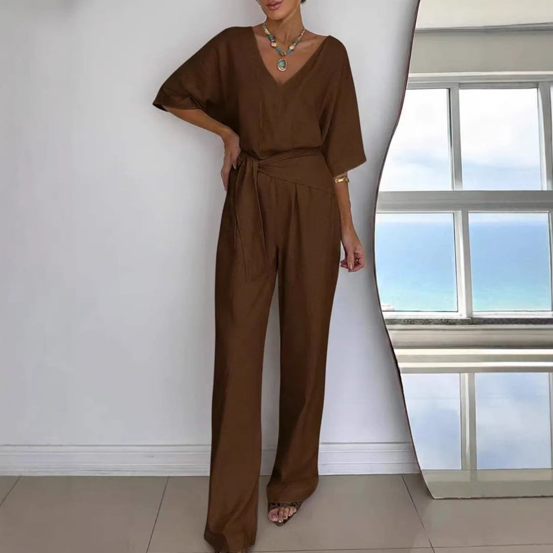 Kvinder Elegant Jumpsuit med Skræddersyet Snit og Dækningsbælte Skovae